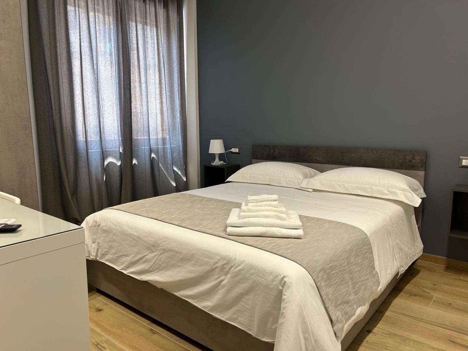 Bed and Breakfast Bb Incentro Trani Esterno foto